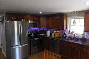 8 Kingstown Rd, Richmond, RI 02898 - Photo 4