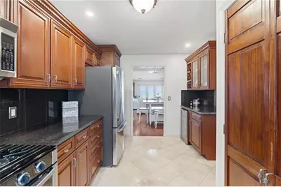 4100 Post Road #2, Warwick, RI 02886 - Photo 10