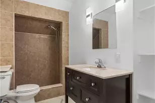 81 Hazelwood Ave, East Providence, RI 02914 - Photo 12
