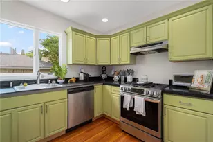 82 Cliffdale Ave, Cranston, RI 02905 - Photo 10
