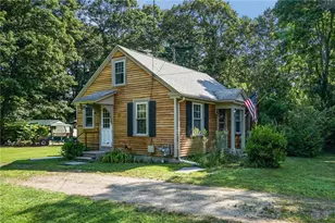 58 Essex Rd, North Kingstown, RI 02852 - Photo 1
