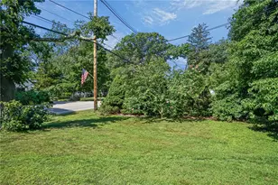 58 Essex Rd, North Kingstown, RI 02852 - Photo 20