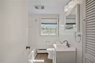 74 Ticonderoga Dr, Warwick, RI 02889 - Photo 20