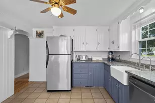 116 Daggett Ave, Pawtucket, RI 02861 - Photo 10