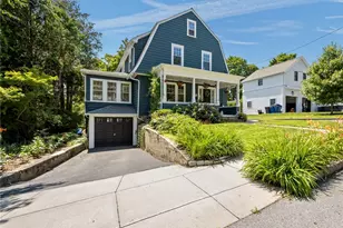 56 Somerset St, East Greenwich, RI 02818 - Photo 2