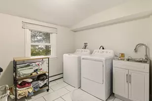 23 Cypress St, Portsmouth, RI 02871 - Photo 16
