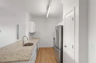 1000 Providence Pl, Providence, RI 02903 - Photo 4