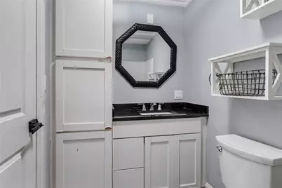 587 Central Avenue, Johnston, RI 02919 - Photo 20