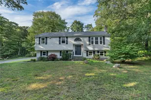 587 Central Ave, Johnston, RI 02919 - Photo 1