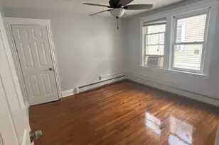 101 Rutherglen Ave, Providence, RI 02907 - Photo 10