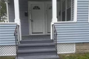 101 Rutherglen Ave, Providence, RI 02907 - Photo 14