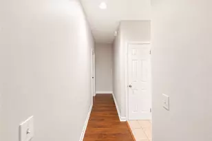 8 Slocum St, Providence, RI 02909 - Photo 6