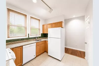 8 Slocum Street #9, Providence, RI 02909 - Photo 4