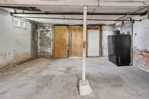 43 Sunset Ave, Providence, RI 02909 - Photo 20