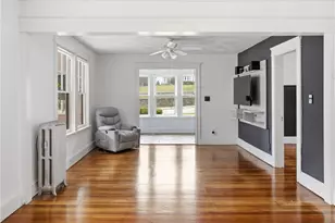 43 Sunset Ave, Providence, RI 02909 - Photo 6