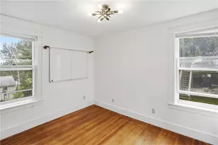 43 Sunset Ave, Providence, RI 02909 - Photo 14
