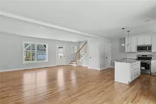 42 Vespia Ln, South Kingstown, RI 02879 - Photo 14