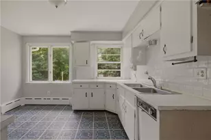 1639 Bulgarmarsh Rd, Tiverton, RI 02878 - Photo 4