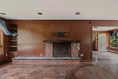 1639 Bulgarmarsh Road, Tiverton, RI 02878 - Photo 10