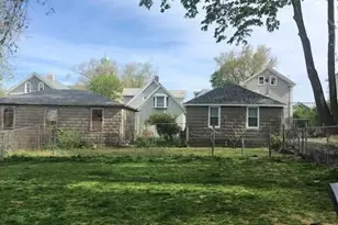 138 Doyle Ave, Providence, RI 02906 - Photo 14