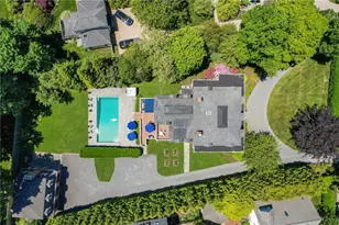 15 Berkeley Ave, Newport, RI 02840 - Photo 4