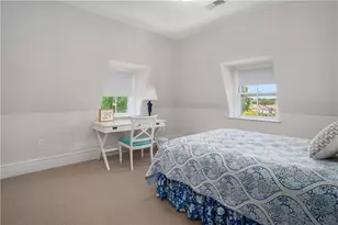 15 Berkeley Ave, Newport, RI 02840 - Photo 18