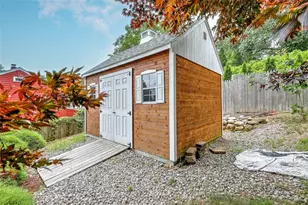 90 Wright Ave, South Kingstown, RI 02879 - Photo 24