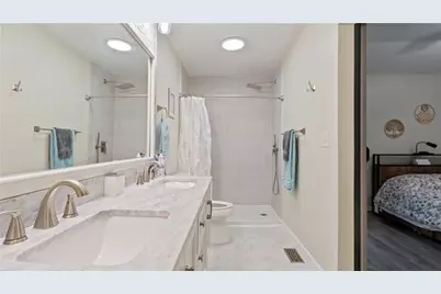 626 Smithfield Road #201, North Providence, RI 02904 - Photo 28