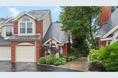 626 Smithfield Road #201, North Providence, RI 02904 - Photo 2