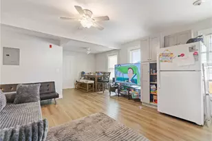 251 High St, Cumberland, RI 02864 - Photo 10