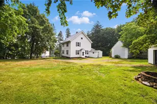 3 Whipple Ave, Smithfield, RI 02917 - Photo 6