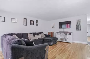 5 Packard Ave, Warwick, RI 02886 - Photo 12