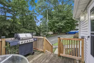 5 Packard Ave, Warwick, RI 02886 - Photo 2