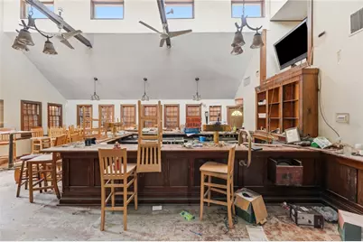 3376 Post Road, Warwick, RI 02886 - Photo 30