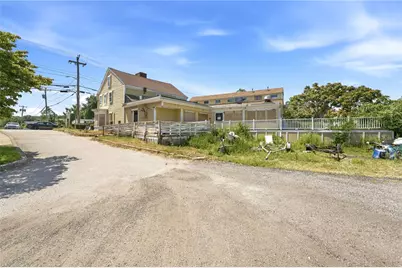3376 Post Road, Warwick, RI 02886 - Photo 6