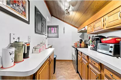 228 Main Road, Tiverton, RI 02878 - Photo 22