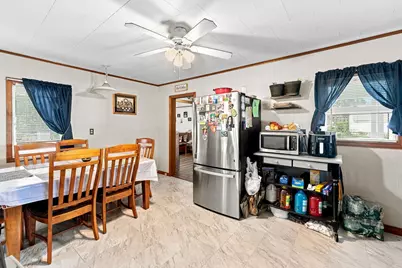 228 Main Road, Tiverton, RI 02878 - Photo 20