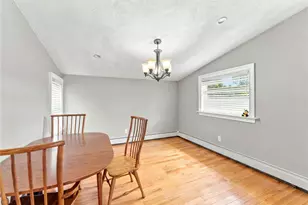 216 Hyde St, Cranston, RI 02920 - Photo 10