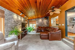1 Polly Dr, North Providence, RI 02911 - Photo 6