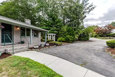 1 Polly Drive, North Providence, RI 02911 - Photo 4