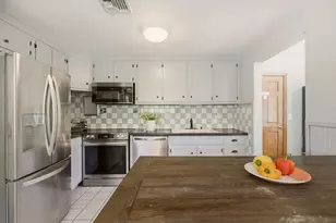 85 Highland Ave, Portsmouth, RI 02871 - Photo 10