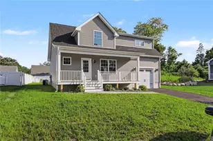 54 Vespia Ln, South Kingstown, RI 02879 - Photo 2
