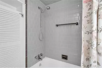 216 Riverside Avenue, Warwick, RI 02889 - Photo 16