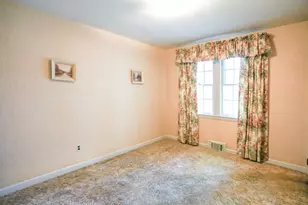 29 Edward Ave, East Providence, RI 02916 - Photo 36