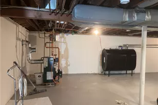 1290 W Main Rd, Portsmouth, RI 02871 - Photo 26