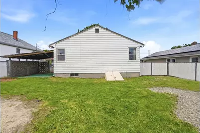 216 Toledo Avenue, Pawtucket, RI 02860 - Photo 24