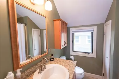 32 Hammond Street, Newport, RI 02840 - Photo 24