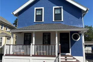 32 Hammond St, Newport, RI 02840 - Photo 1