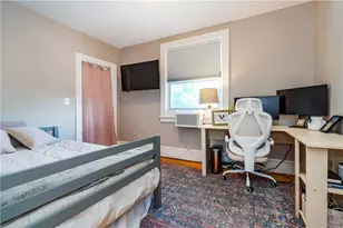 15 Pearl Ave, East Providence, RI 02916 - Photo 34