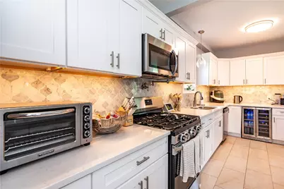 15 Pearl Avenue, East Providence, RI 02916 - Photo 16